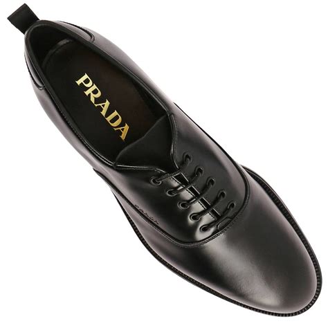 scarpe prada con suola cucita|Nuova collezione delle iconiche pumps firmate Prada su .